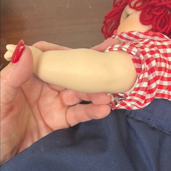 16” Raggedy Andy Porcelain Doll with sailboat - Picture 11 of 11